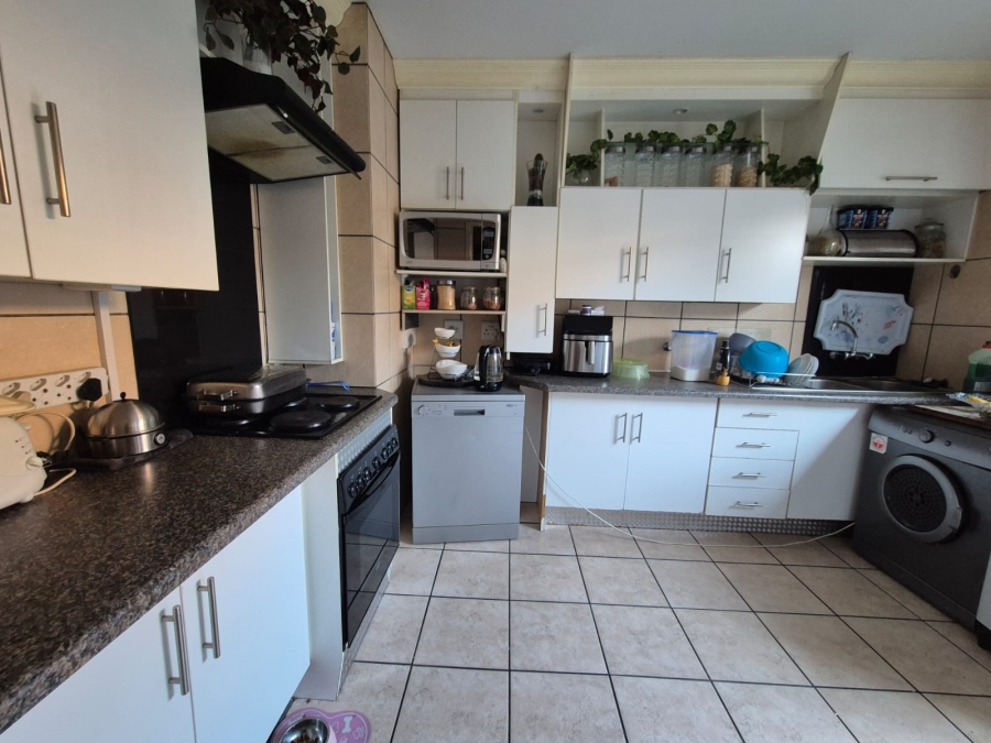 2 Bedroom Property for Sale in Vaalpark Free State